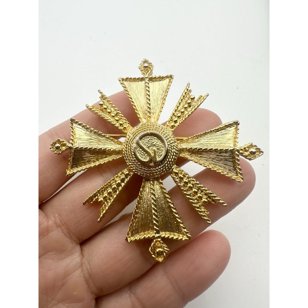 Vintage Signed 1980’s SJ St. John Maltese Cross Brooch Pin Gold Tone